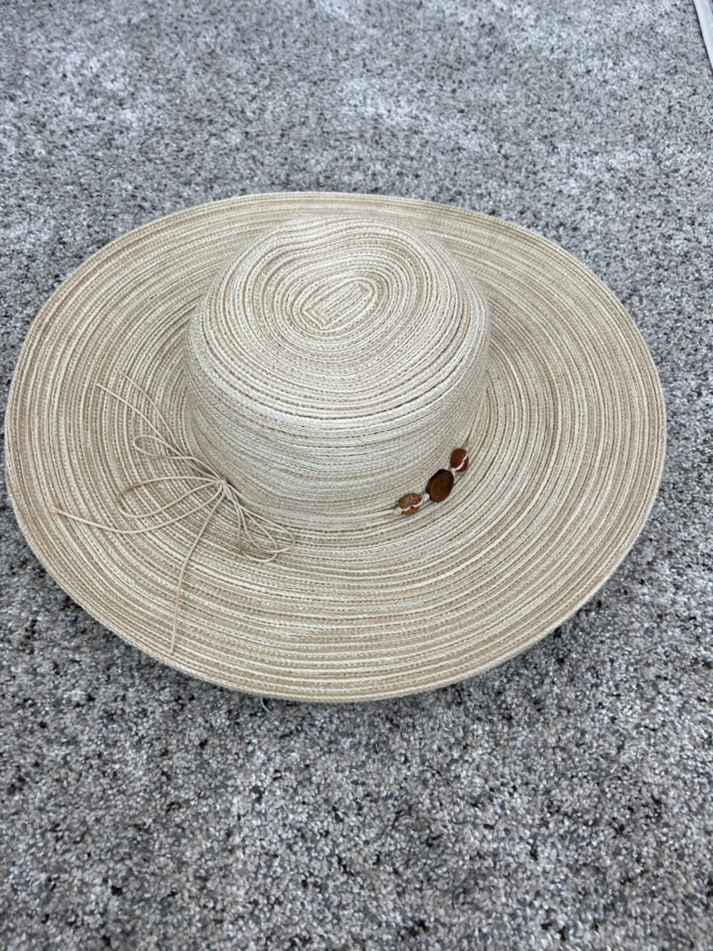 Wide Brim Straw Sun Hat in Natural - Women's Beach Hat